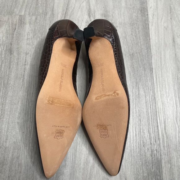 Manolo Blahnik | Shoes | New Manolo Blahnik Alligator Brown Kitten ...
